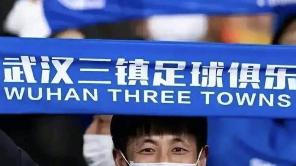 舔女生下面