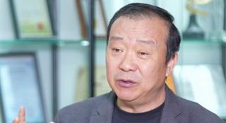 在漫画室出轨